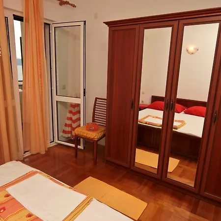 Apartments Toni Two Igrane Exterior photo
