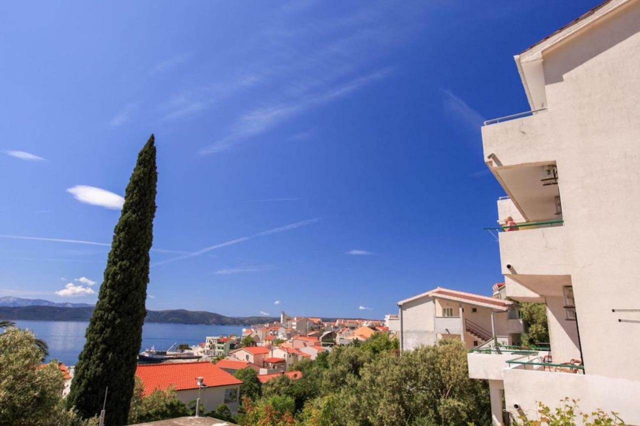 Toni Two Apartment Igrane